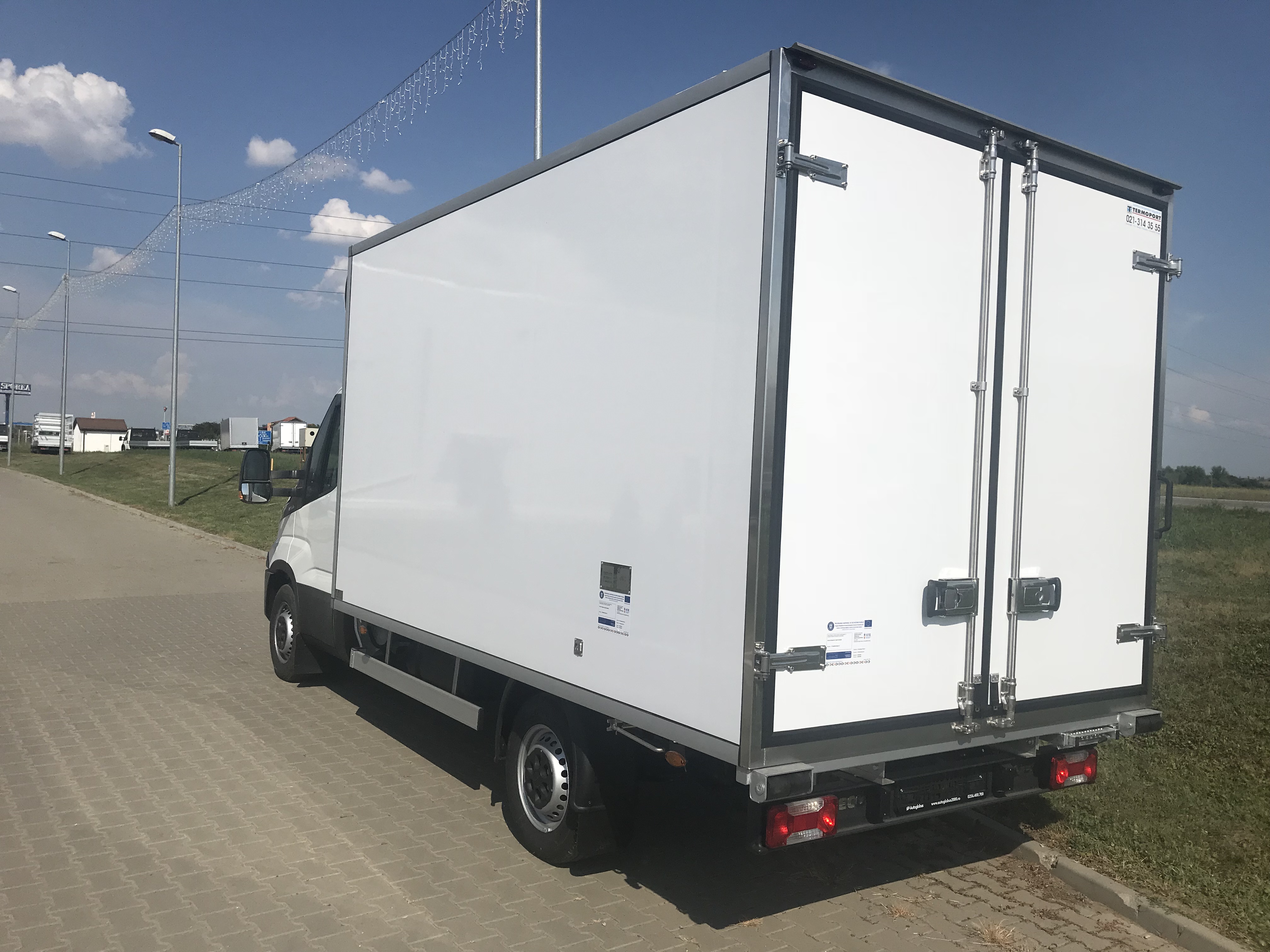 Isothermal box — Kit-Go Vehicle Body Kit